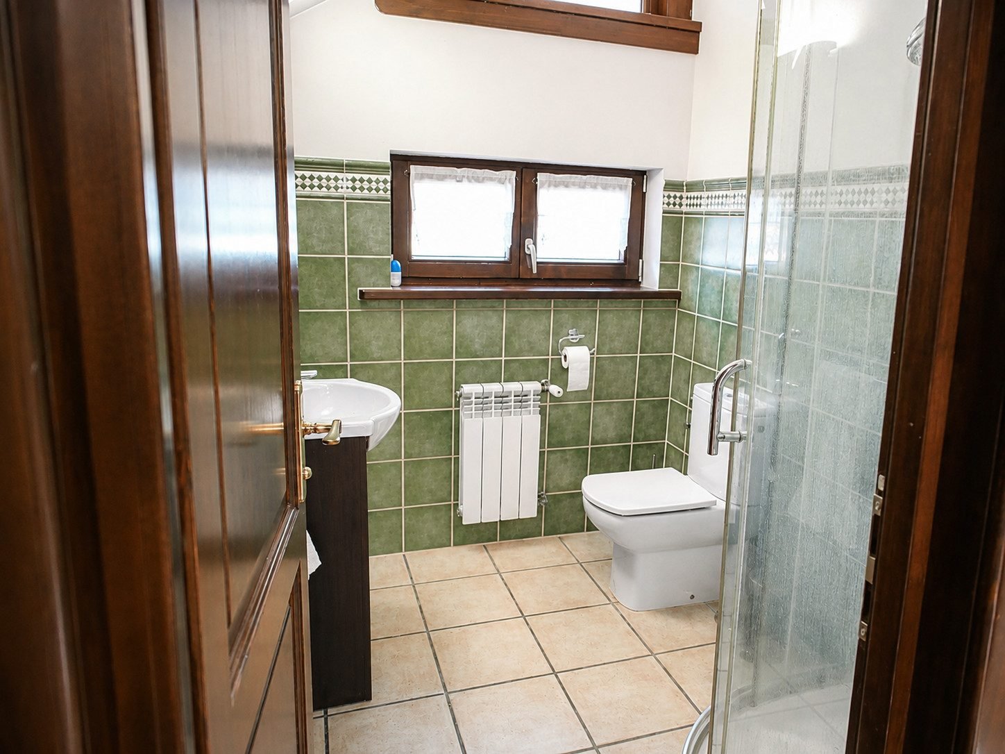 Baño de la planta superior